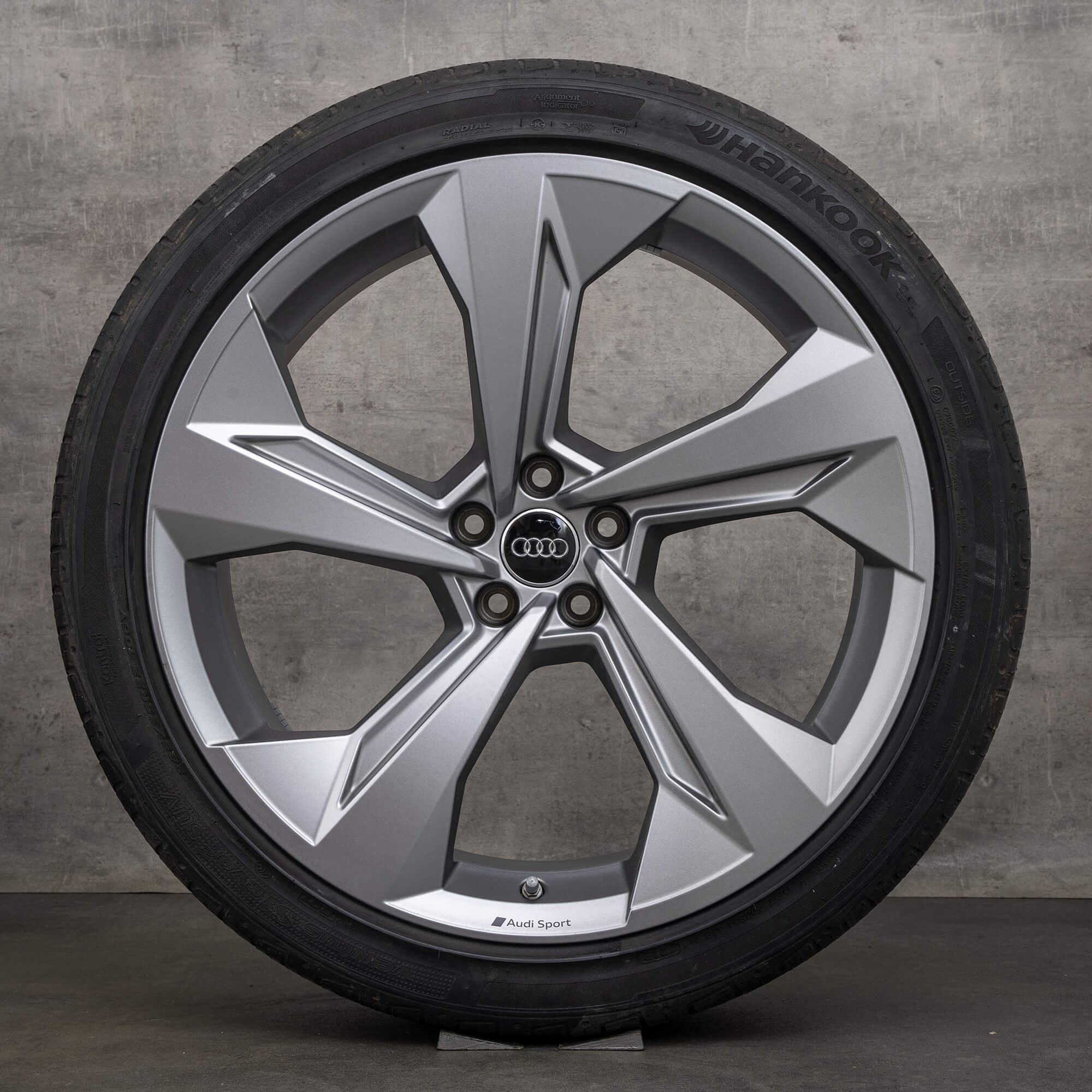 Audi Q7 SQ7 summer wheels tires 22 inch rims 4M Edge 4M0601025CD