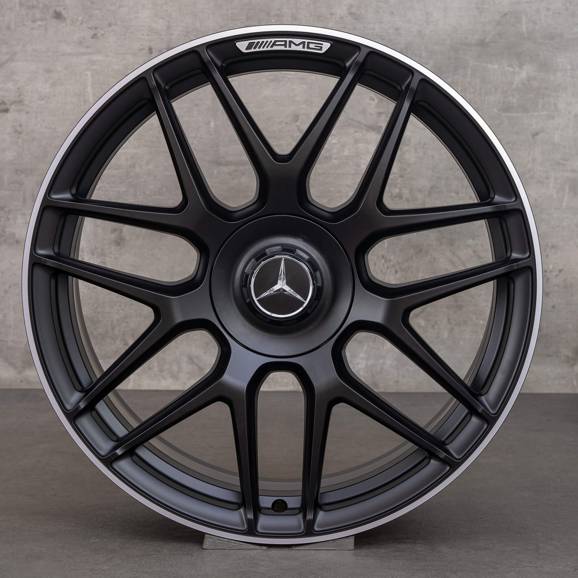 AMG 19 palcové ráfky Mercedes Benz Třída A A45 W177 CLA45 W118 A1774012500 NOVÉ