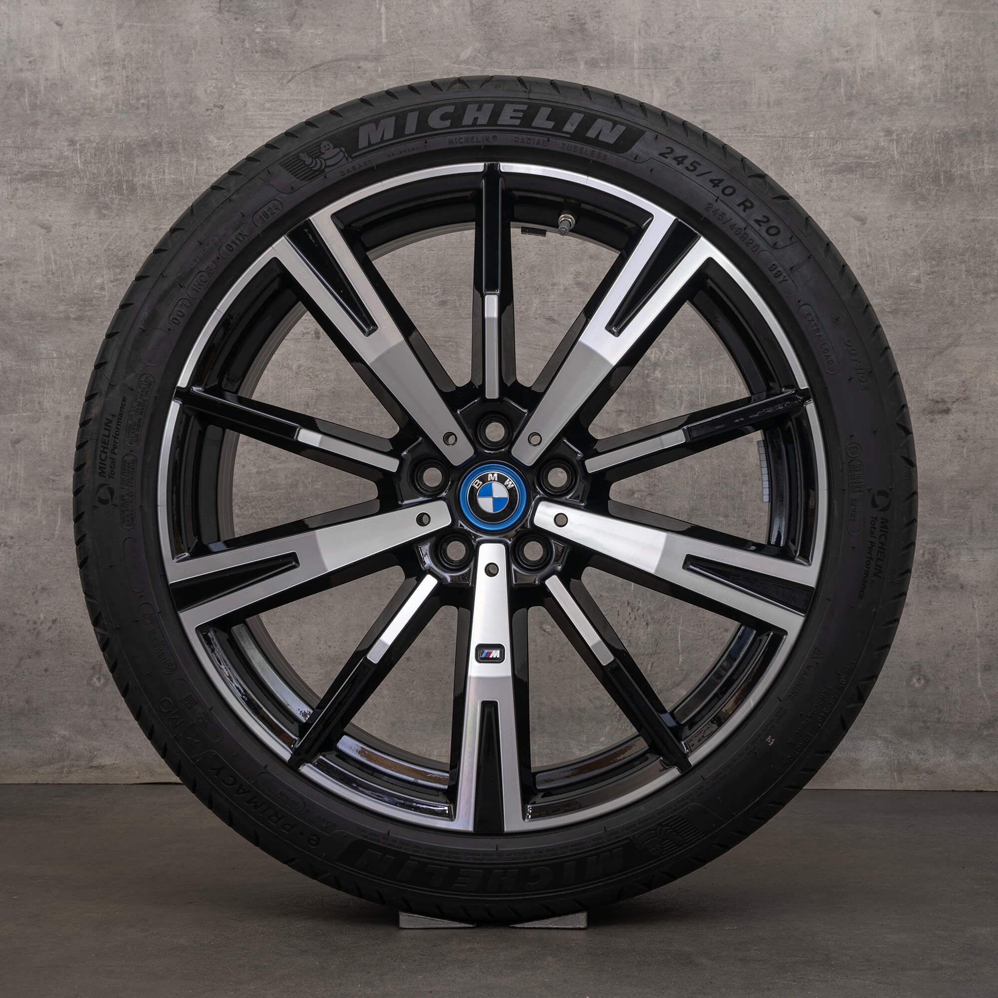 Originální ráfky BMW řady 5 i5 20palcová letni alu kola G60 G61 styl 938 M 5A324E6 5A324E7 jet black high-lesk