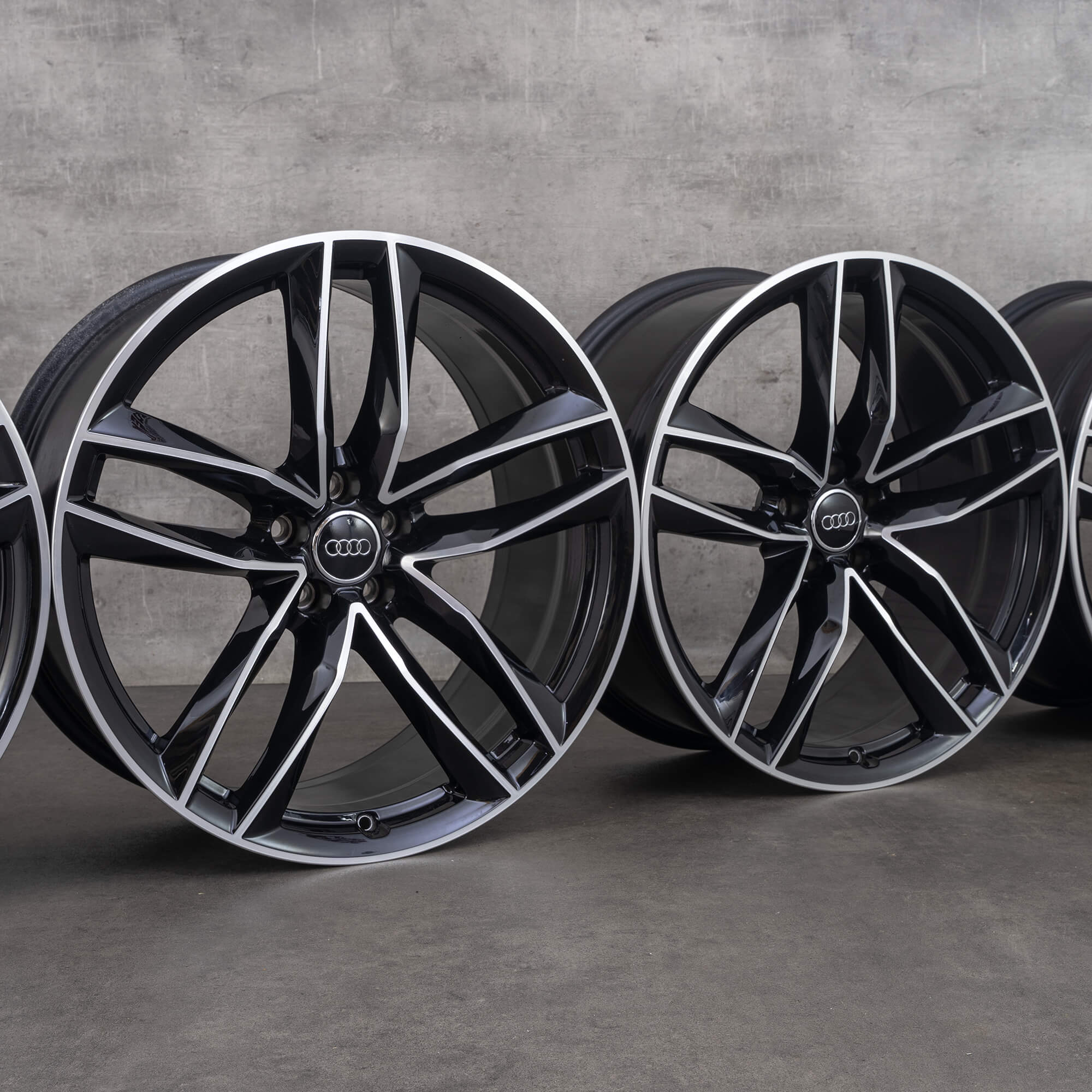 Audi 21 inch velgen RS6 4G C7 aluminium S line 4G0601025CG 9.5 x ET 25