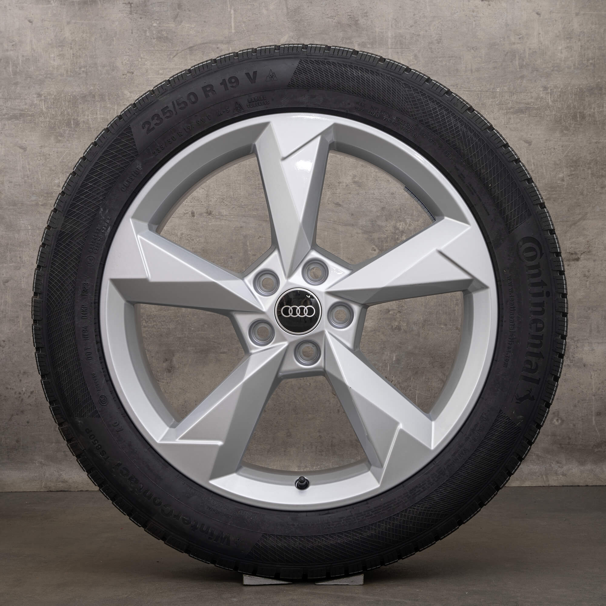 OEM Audi Q3 F3 19 inch winter tyres rims 83A601025N Dynamic silver NEW