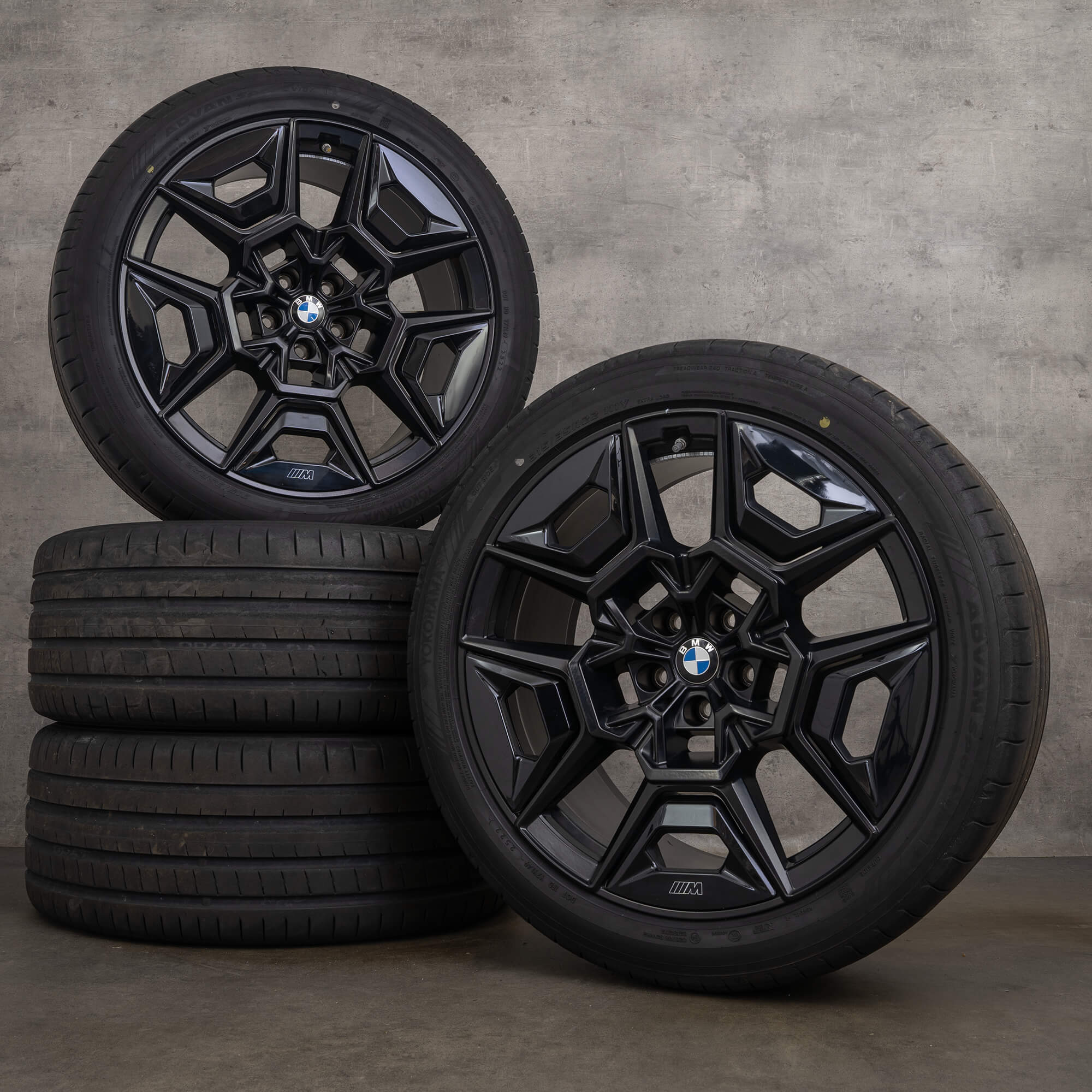 OEM BMW XM G09 22 inch rims summer tires 922 M 1543987 1543988 black matt