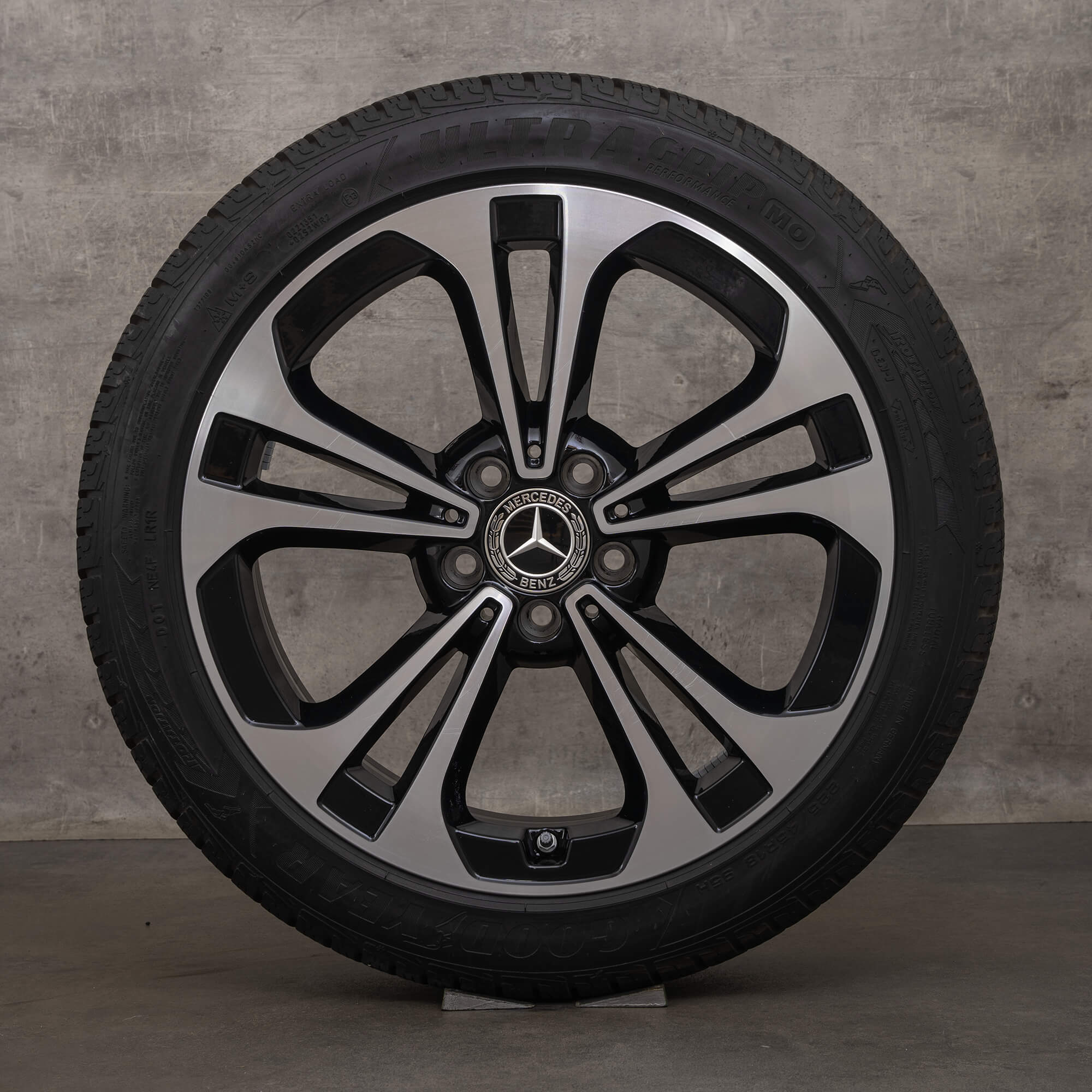 Originele Mercedes Benz C-Klasse winterwielen 18 inch W206 S206 velgen A2064016200 zwart hoogglans