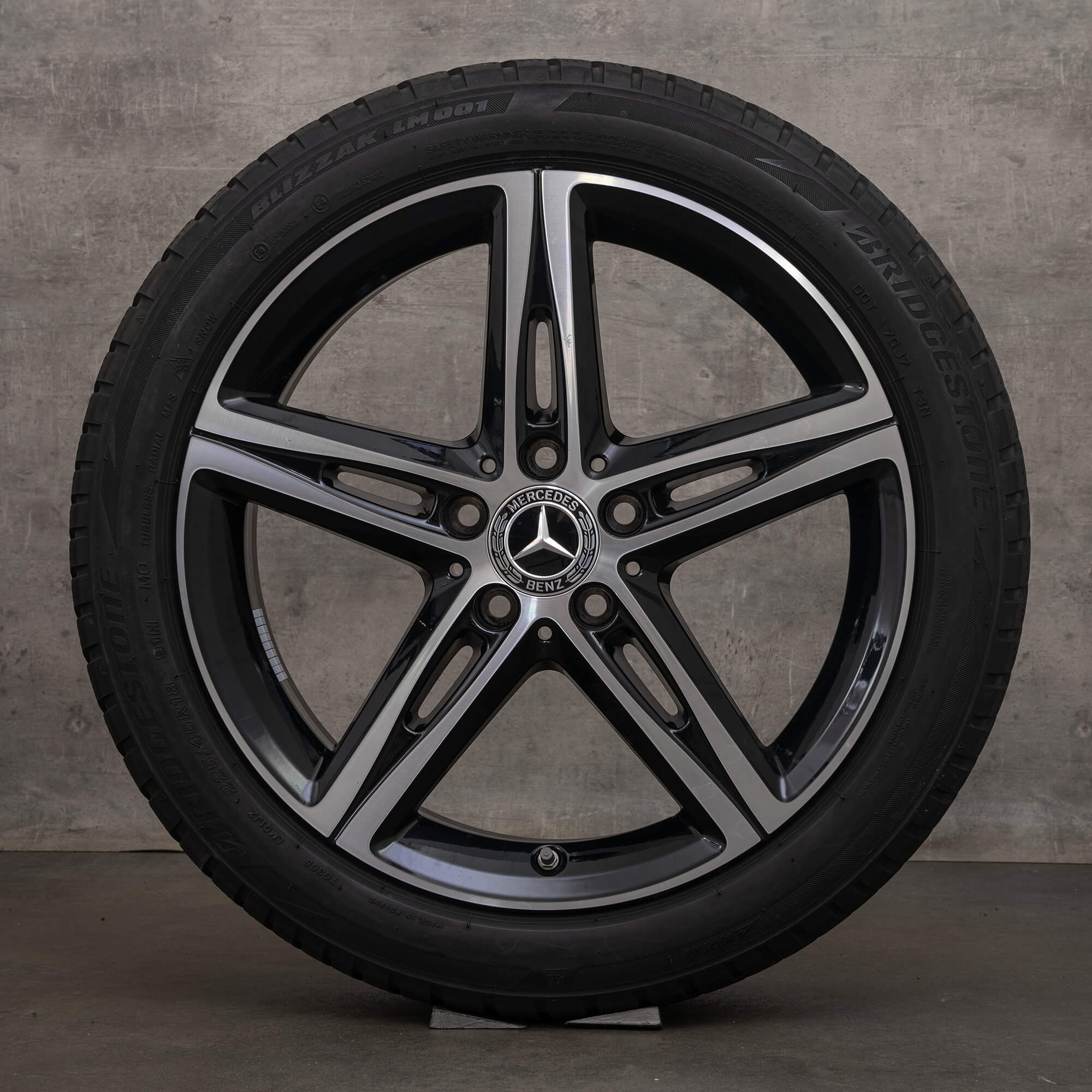 Originele Mercedes Benz AB Klasse CLA AMG winterwielen 18 inch W177 W247 W118 velgen A1774010700