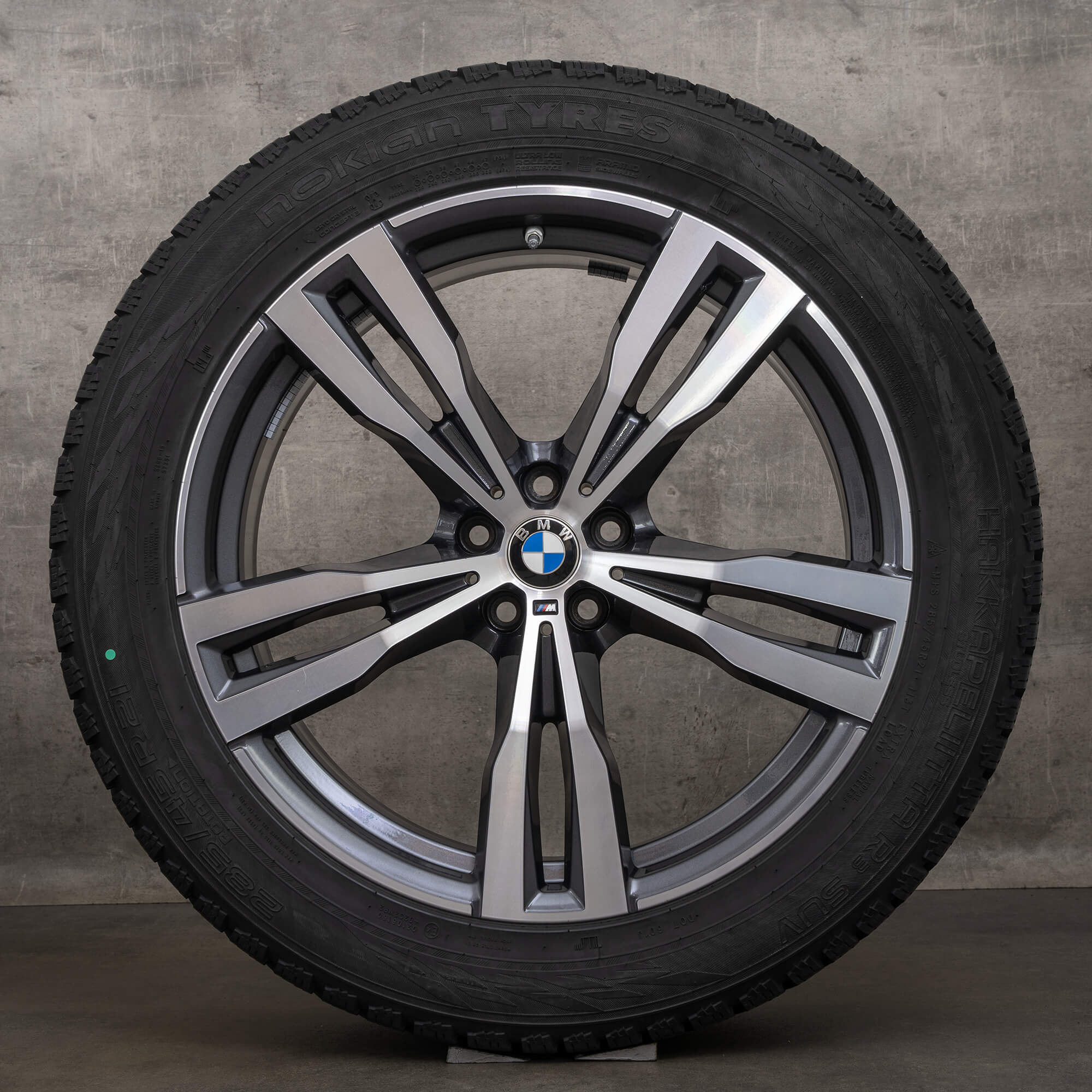 OEM BMW X7 G07 21 inch rims winter tires 754 M 8074220 orbit grey