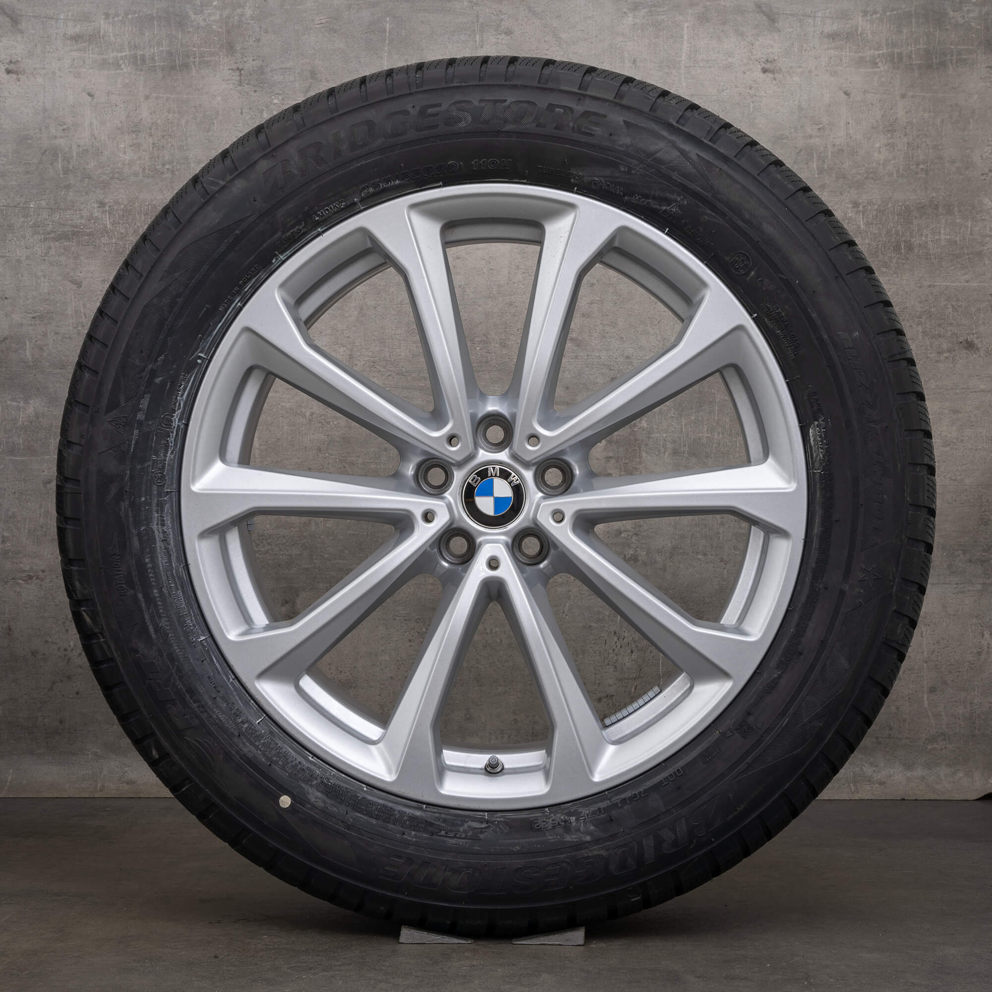 Rodas de inverno BMW X7 G07 jantes 20 polegadas pneus 6880688 Estilo 750 prata