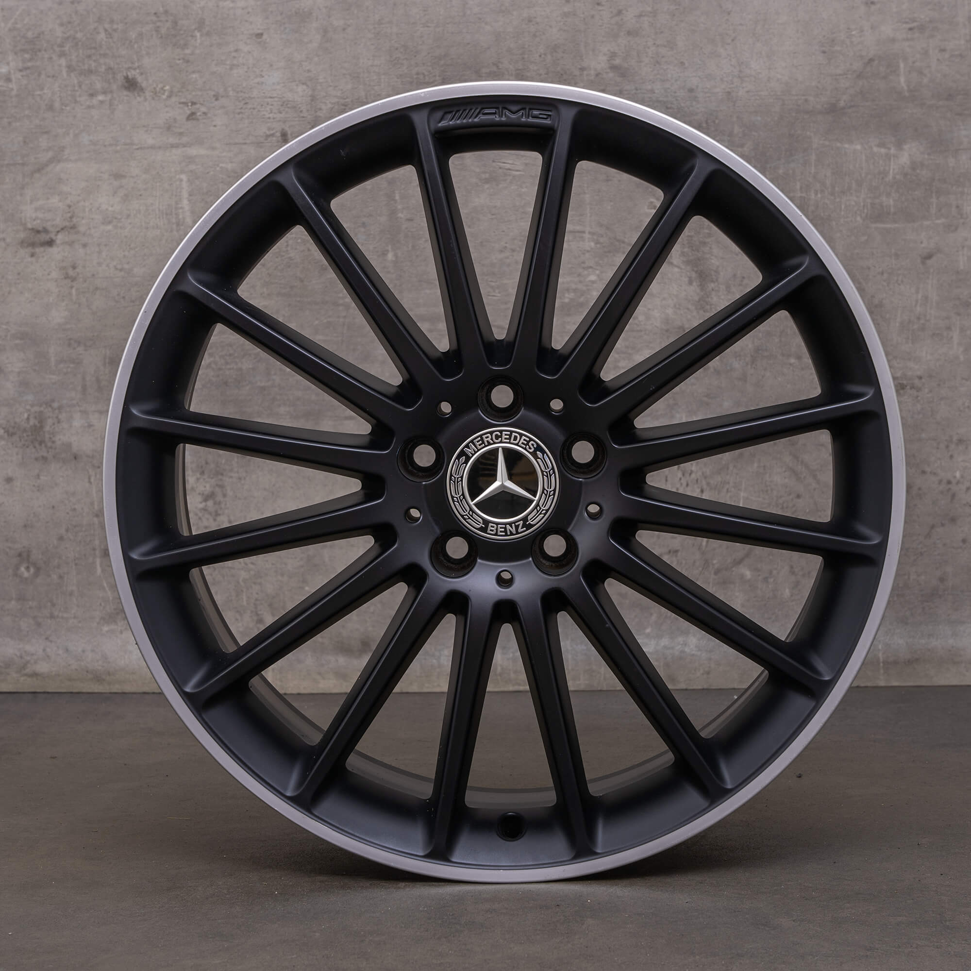 Genuine Mercedes Benz A-Class A 45 CLA AMG Jante 19 inch W176 C117 X117 A1764010502