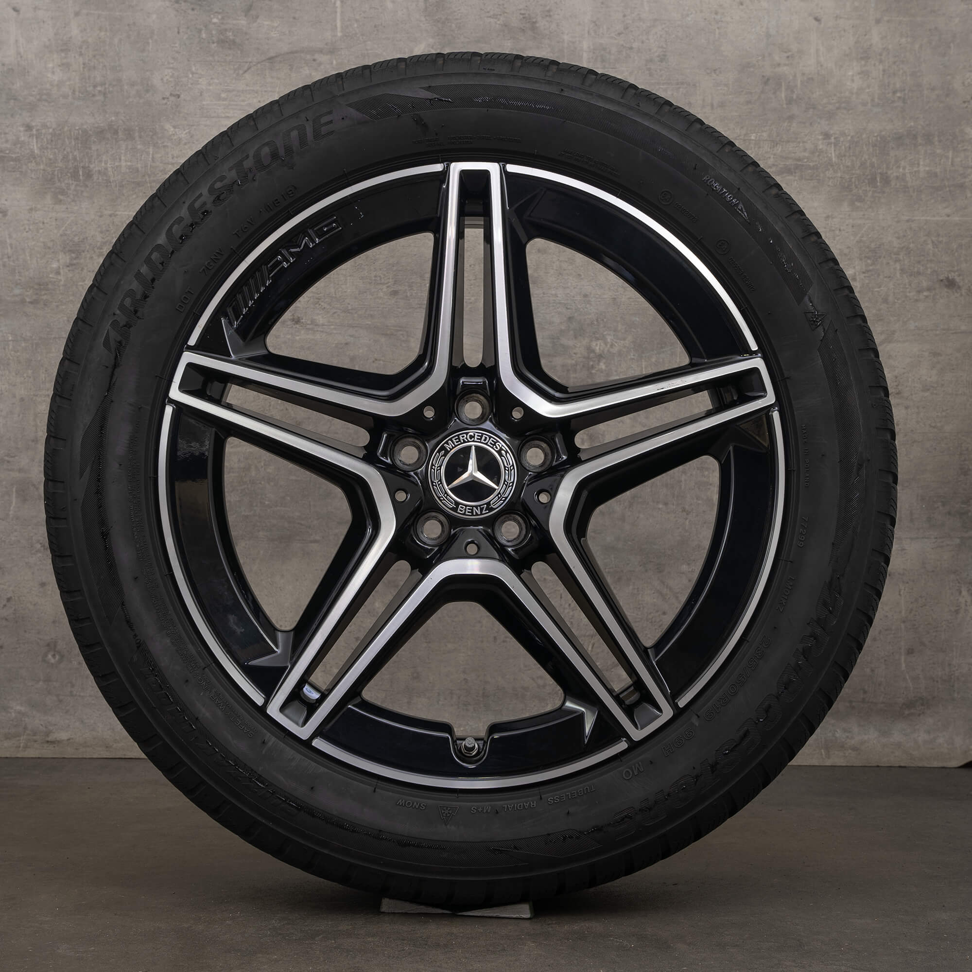 Originele Mercedes Benz GLA GLB winterwielen 19 inch H247