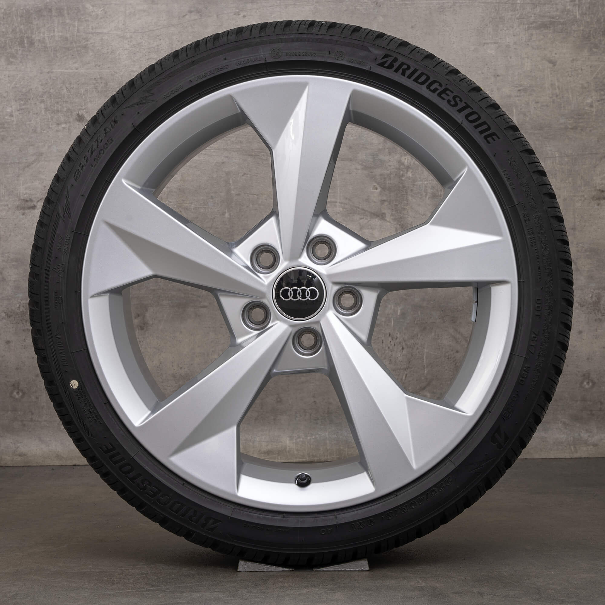 Original Audi A3 S3 8Y 18 inch roți de iarnă jante anvelope 8Y0601025CP