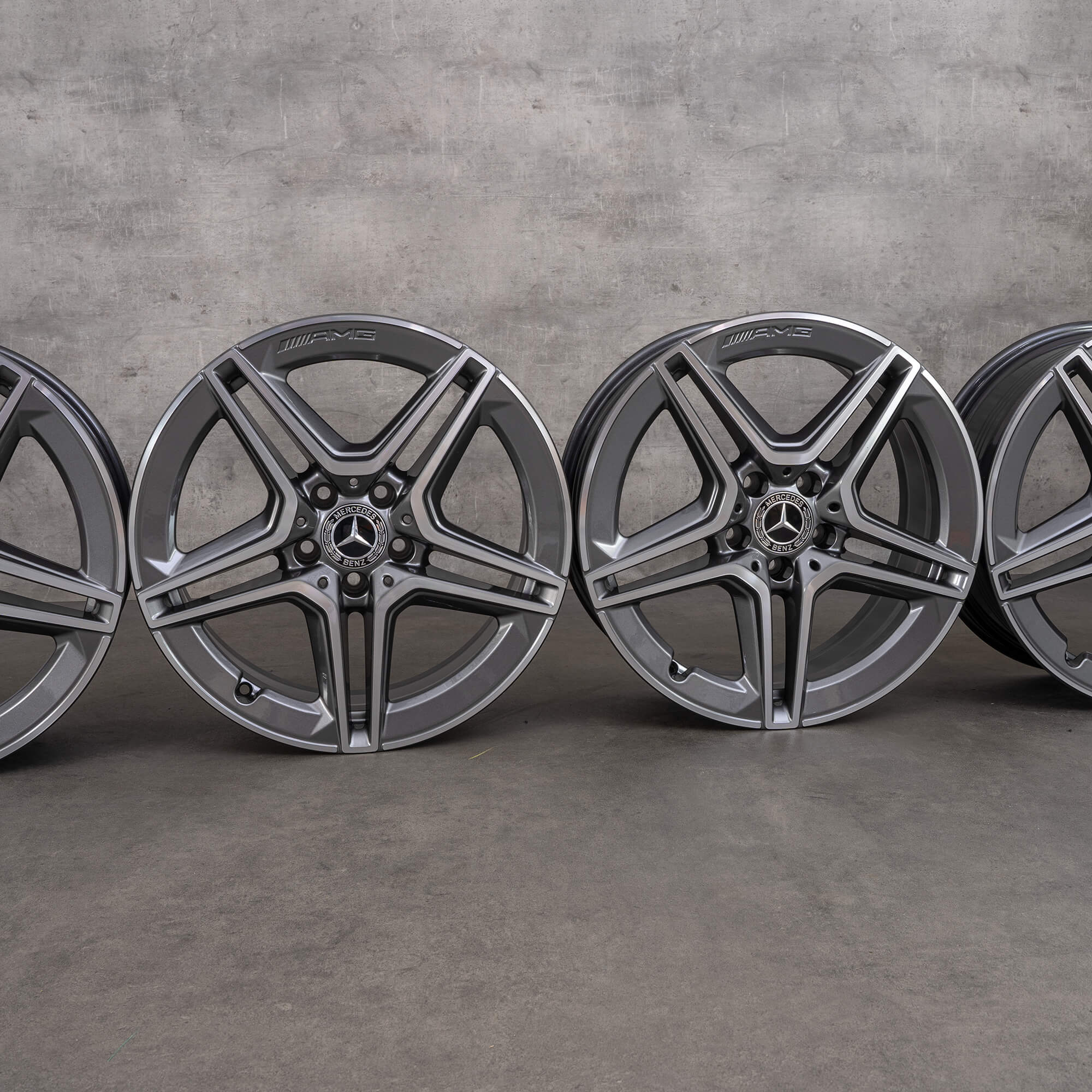 Mercedes-Benz A-Klasse A35 AMG velgen 18 inch W177 V177 A1774013800 himalayagrijs glanzend gedraaid