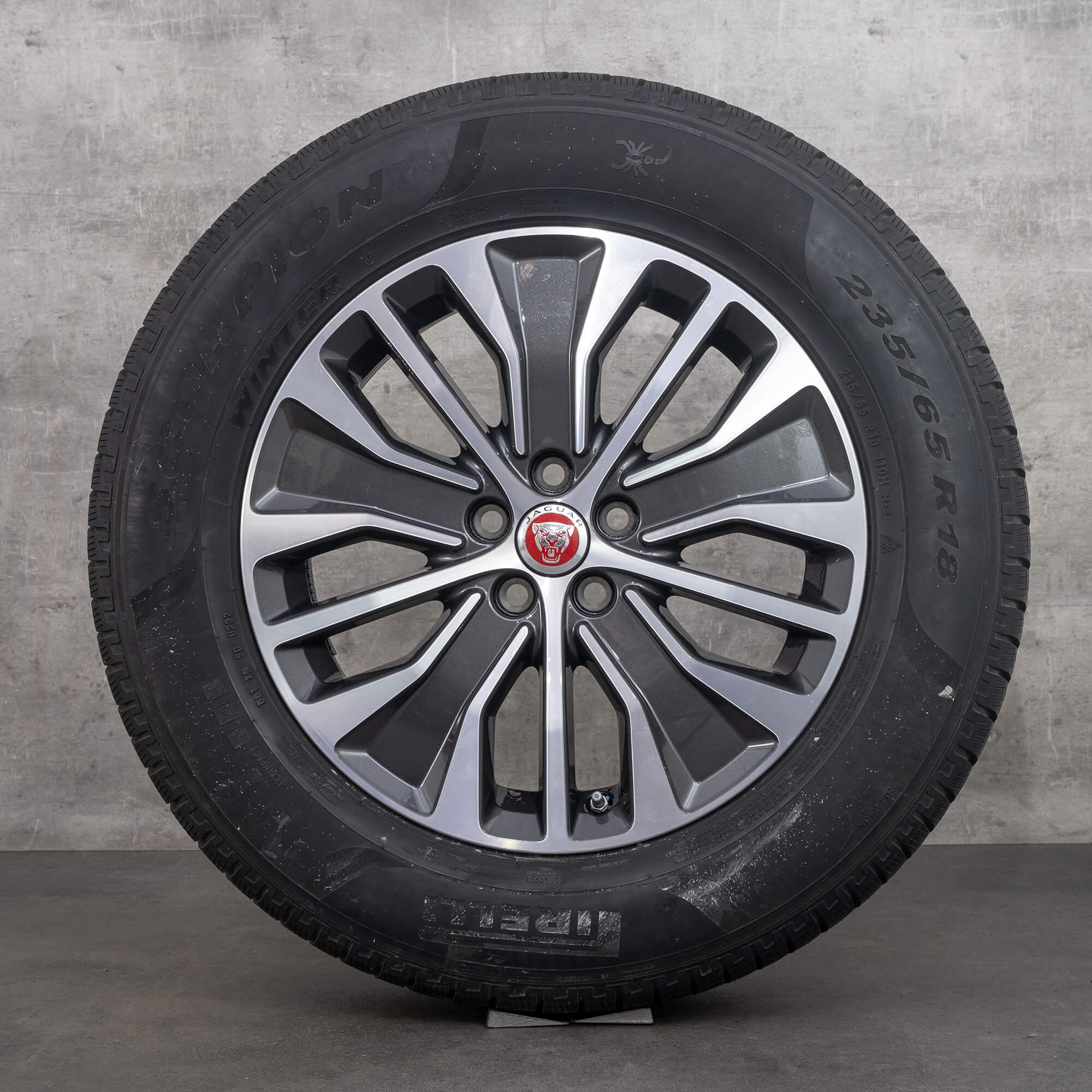 Jaguar 18 inch rims I-Pace alloy winter tires wheels J3D3-1007-NA