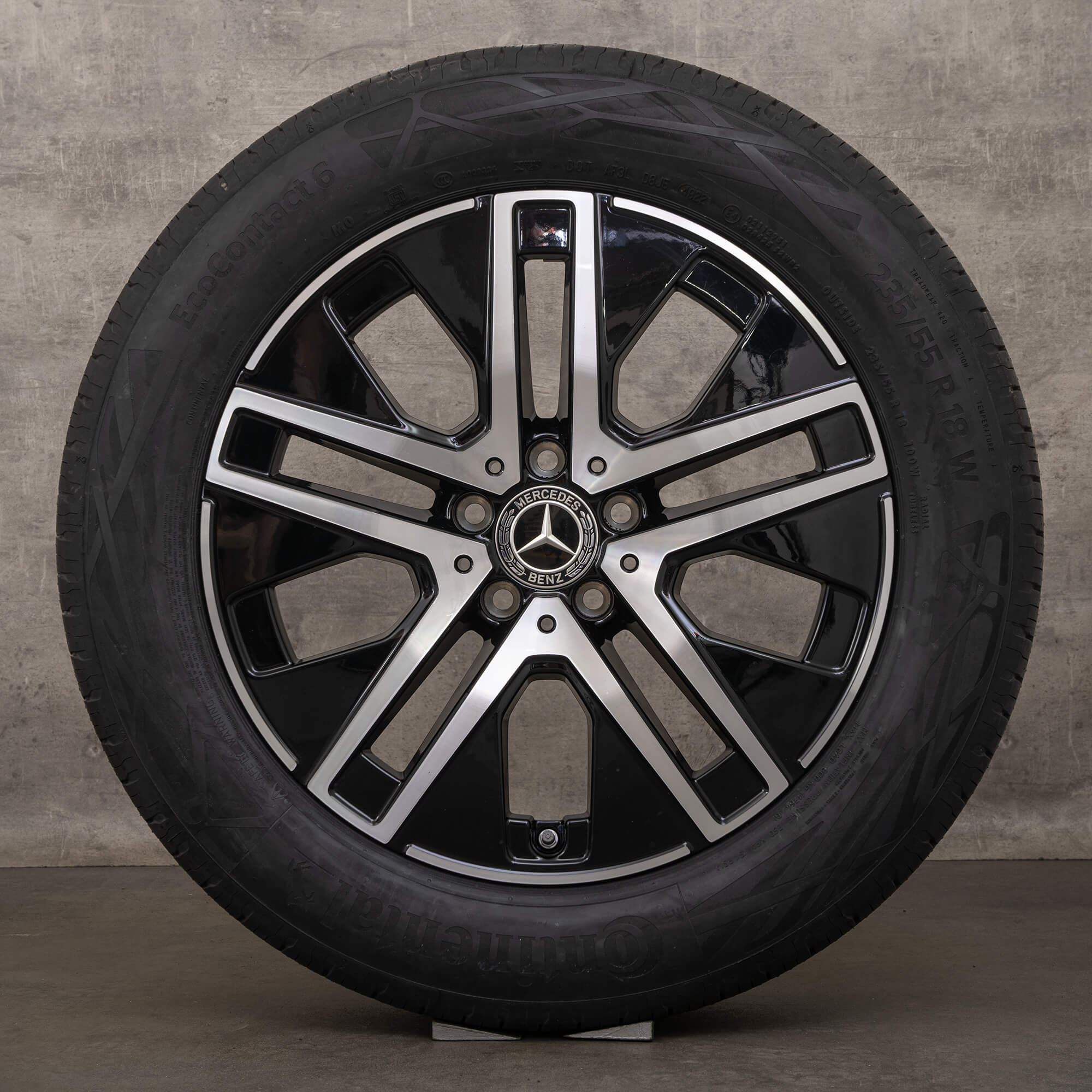 Originele Mercedes Benz GLA H247 18 inch velgen zomerbanden A2474012700 NIEUW