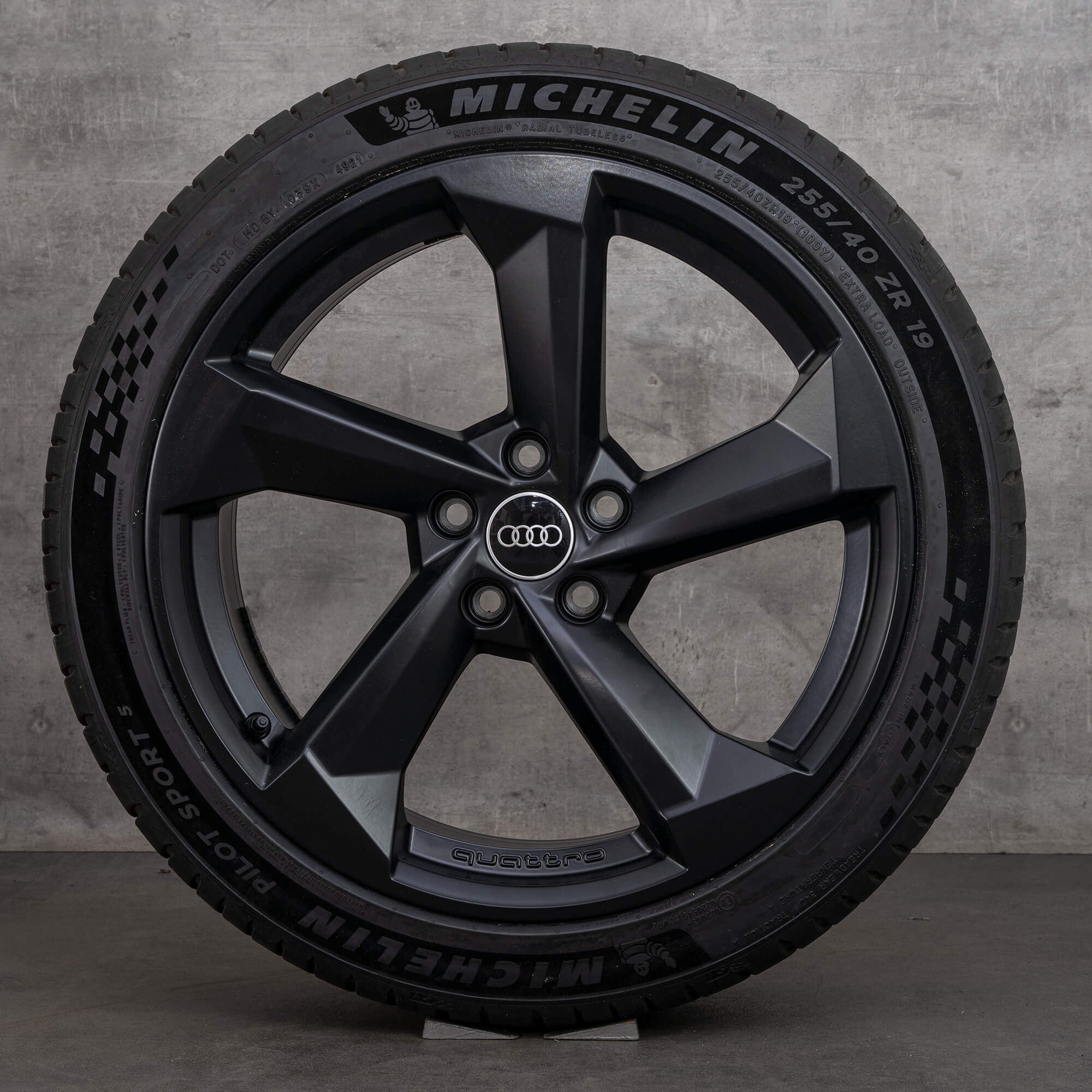 Originale Audi A5 S5 F5 8W B9 jante de vara 19 inch rotor anvelope 8W0601025CE