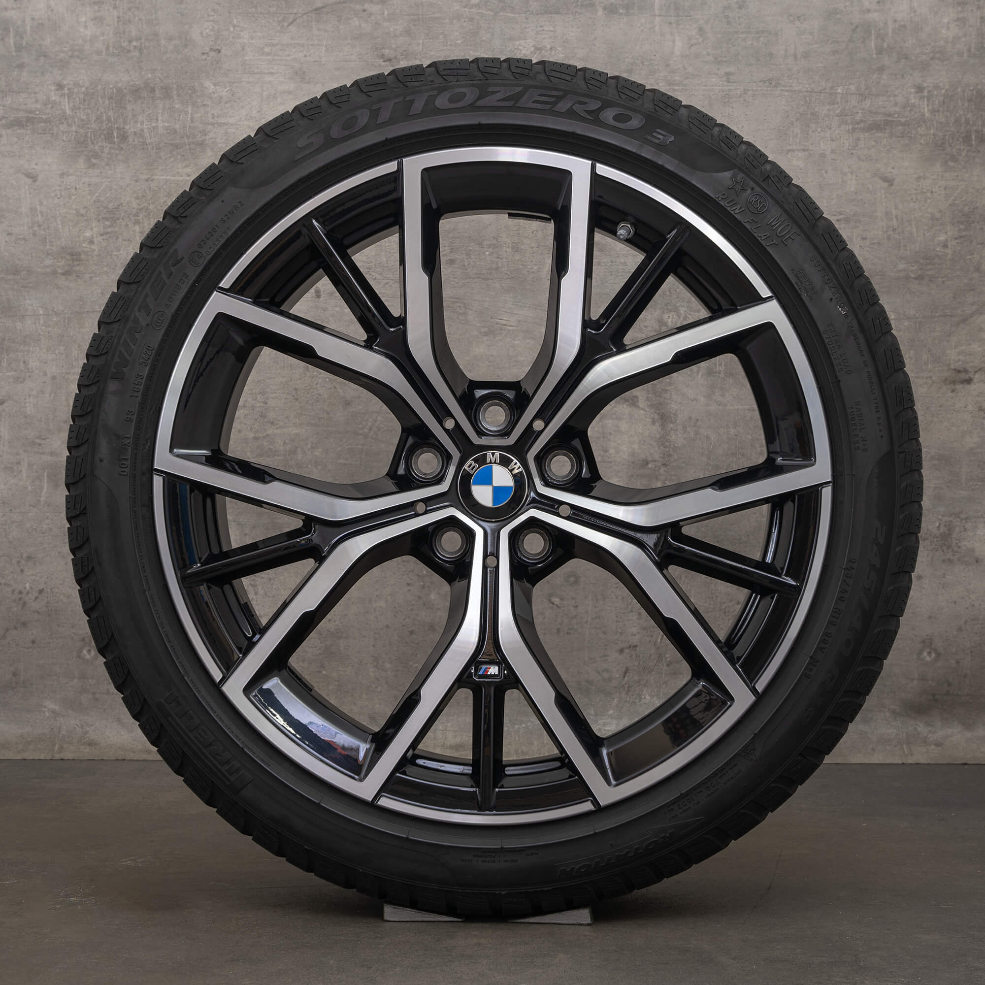 Original BMW Seria 5 G30 G31 19 inch anvelope de iarnă stil 845 M Y-spoke 8747405 roți negre lucioase