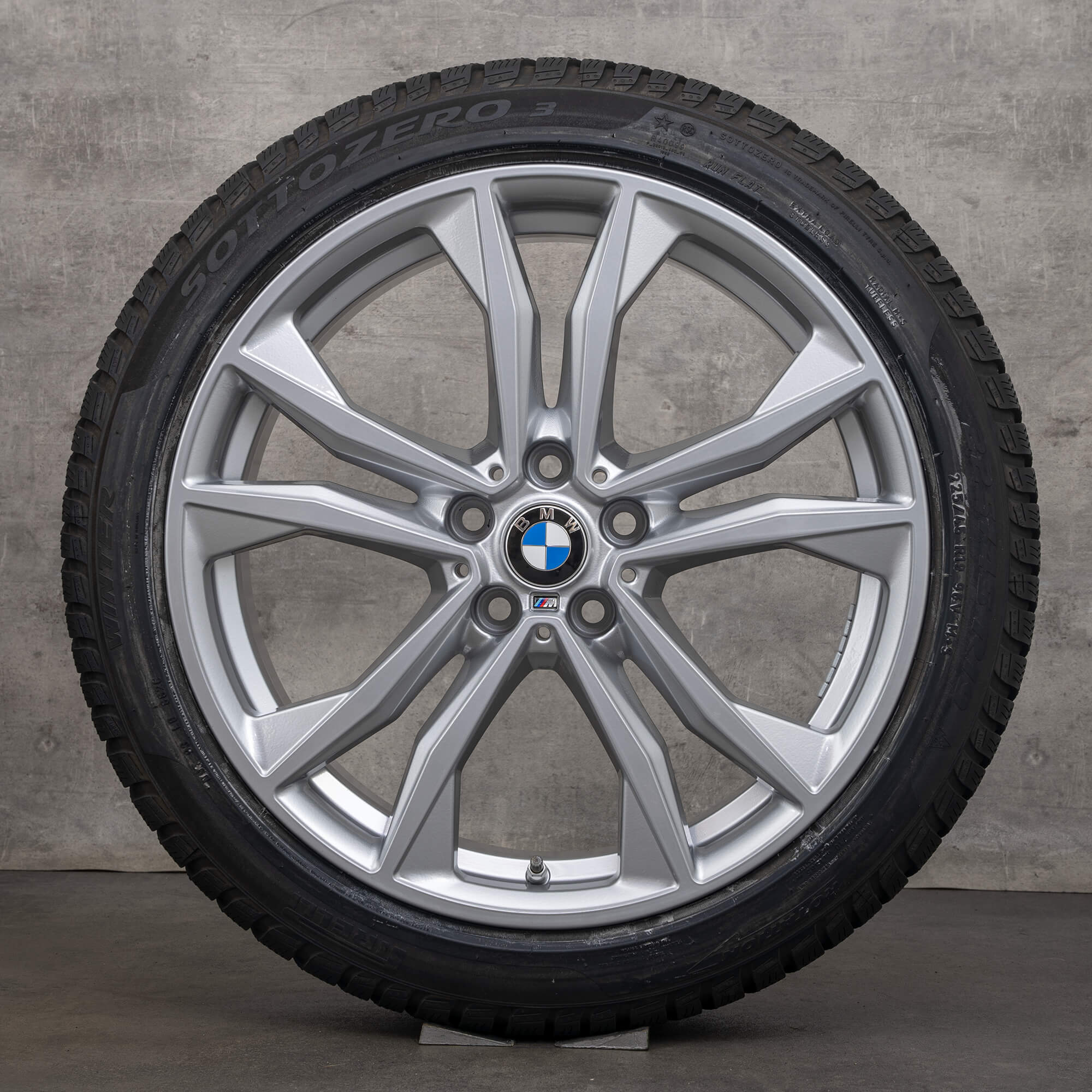 BMW X1 F48 X2 F39 winter wheels 19 inch rims tires 6 - 7 mm 715 M