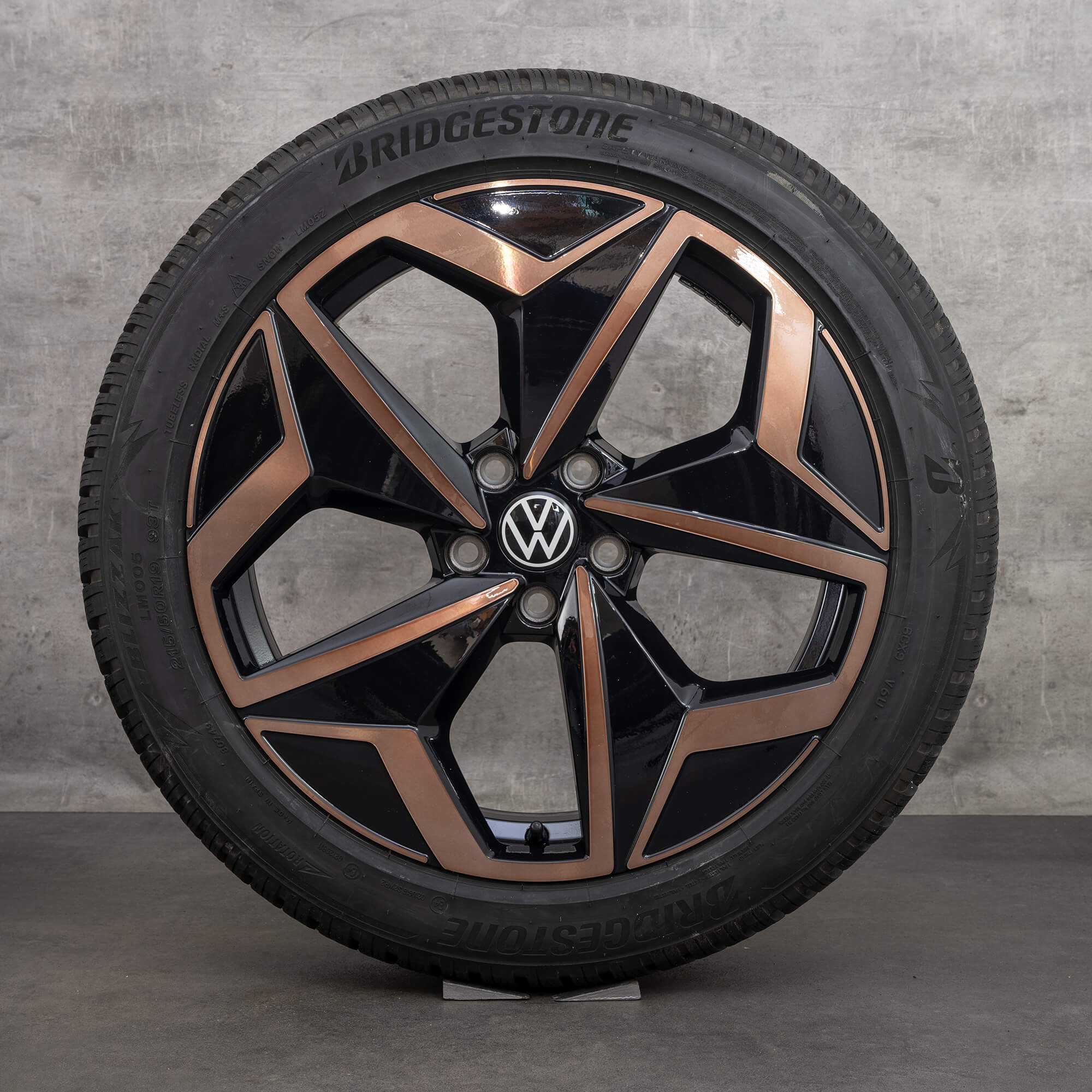 VW ID.3 E1 zimni alu kola 19 palcové ráfky pneumatiky 10A601025J Andoya NOVÉ