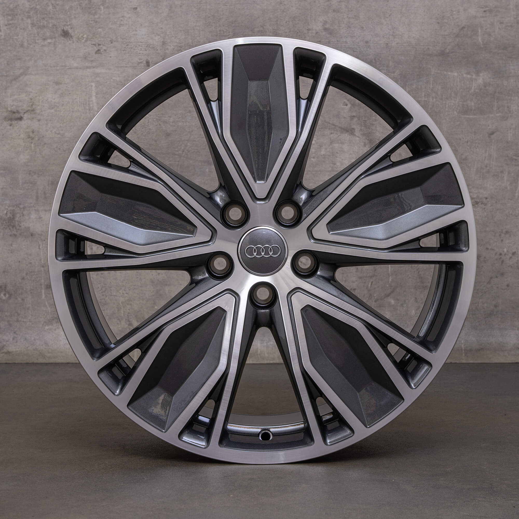 OEM Audi A5 S5 rims 19 inch B10 8B3601025AT black glossy turned NEW