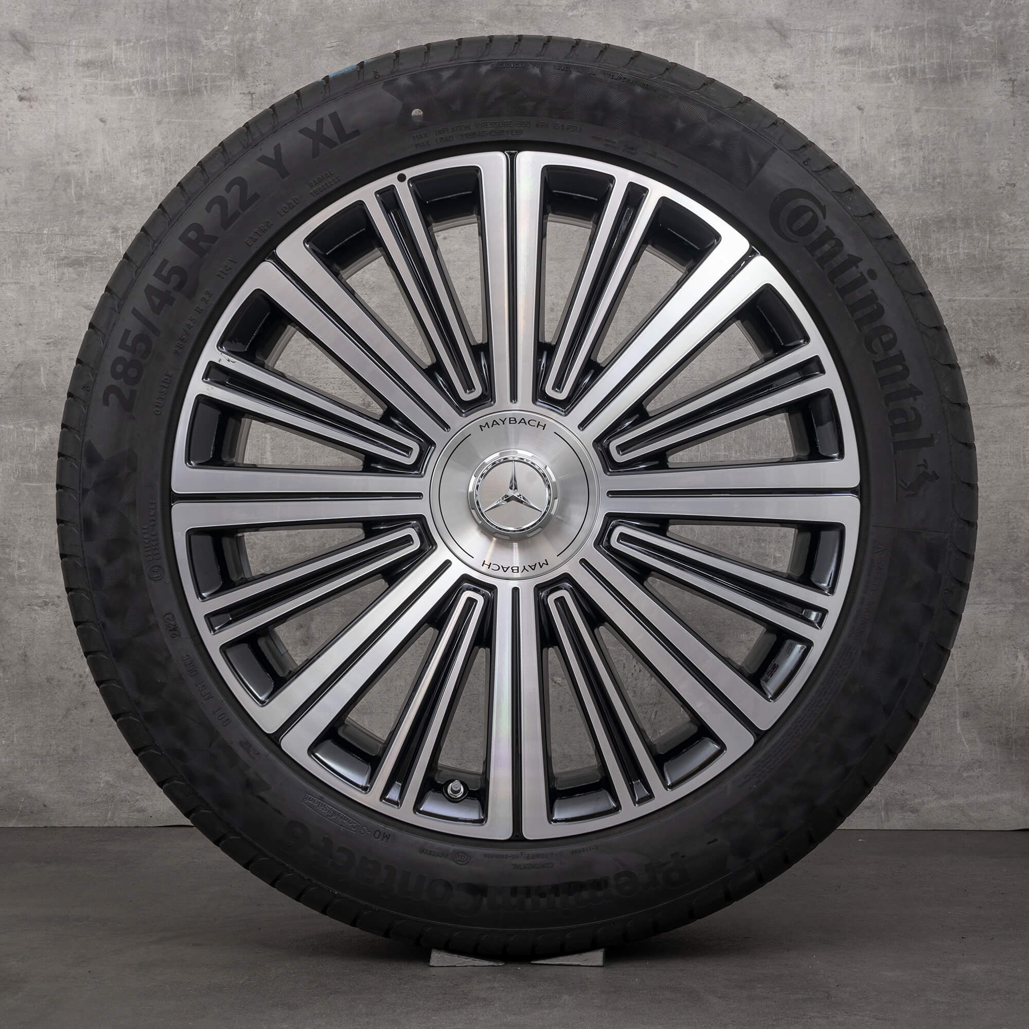 Maybach GLS 600 4Matic X167 summer wheels tires 22 inch rims