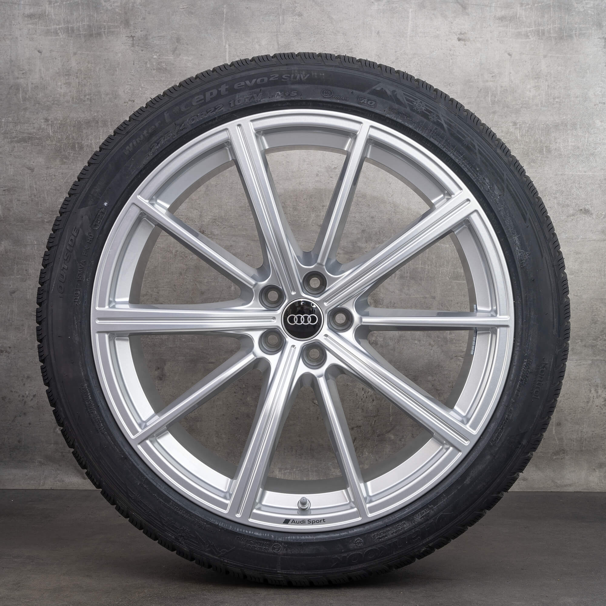 Jante Audi 22 inch RSQ8 4M8 anvelope de iarnă roți OEM 4M8601025AM NOU