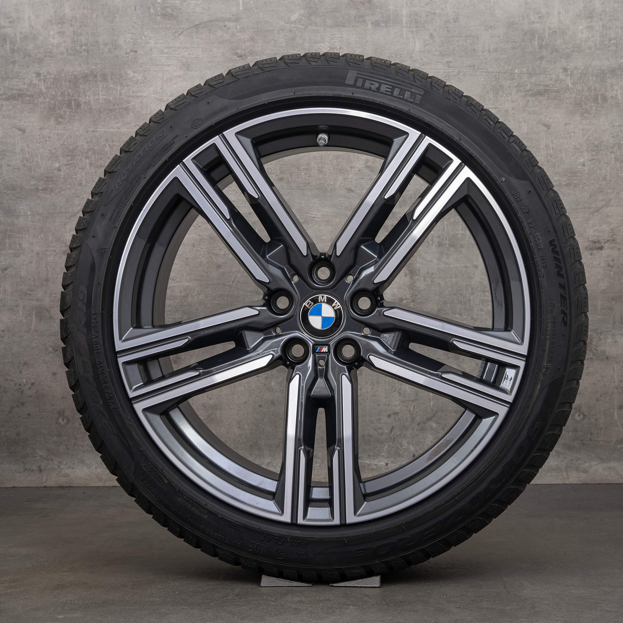 BMW 8 Series G14 G15 G16 OEM winter wheels tires 19 inch styling 727 M