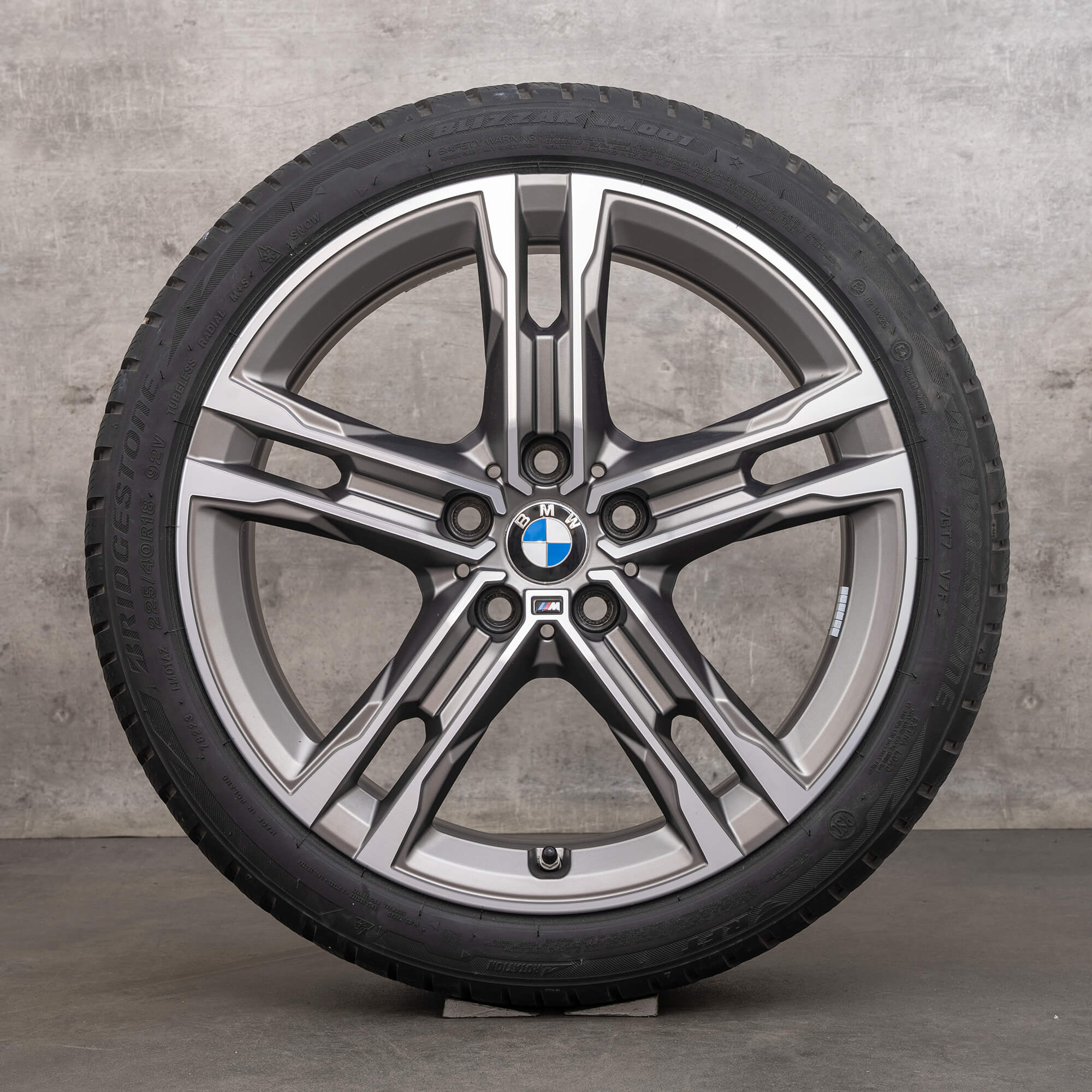 BMW Série 1 F40 2 F44 Gran Coupe rodas de inverno jantes 18 polegadas pneus 556