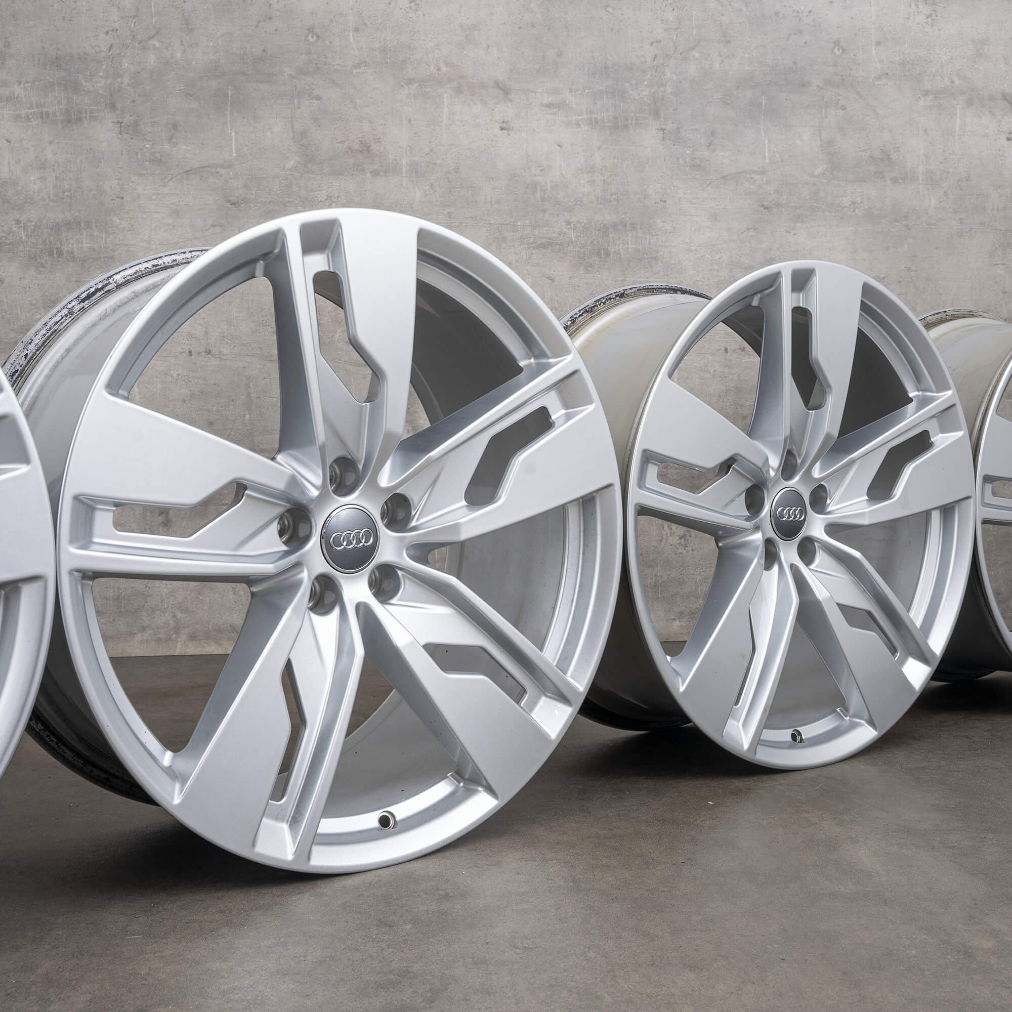 Audi Q7 SQ7 4M 21 inch rims 4M0601025K silver 9.5x21 ET31